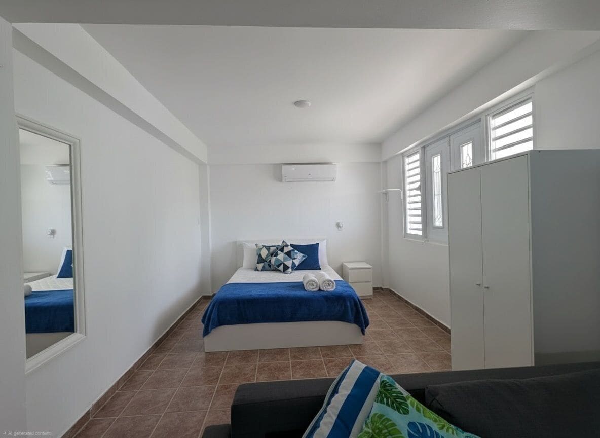 Desk, laptop workspace, iron/ironing board, free WiFi