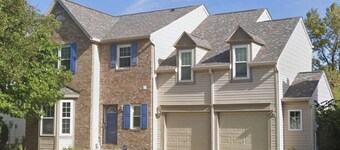 Fully Furnished 6BR Executive Home w/ Gym, Office & EV Charger