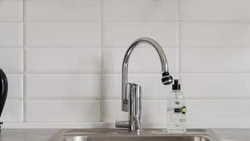 Apartment, 2 Bedrooms, Garden View | Interior