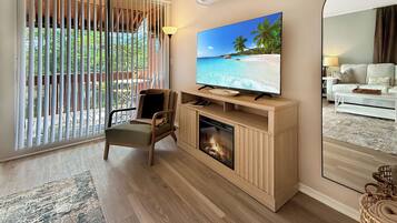 TV, fireplace