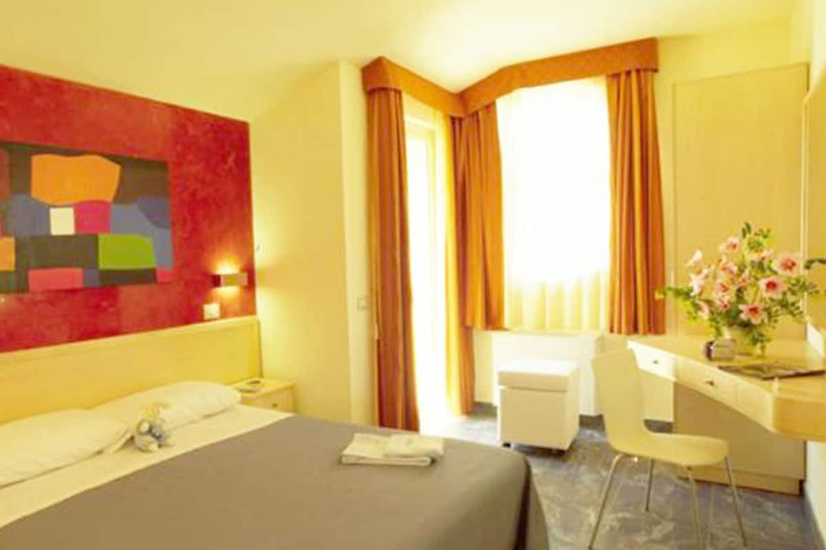 Apartment, 2 Bedrooms, Private Bathroom