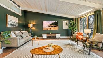 Smart-TV, Tischtennisplatte