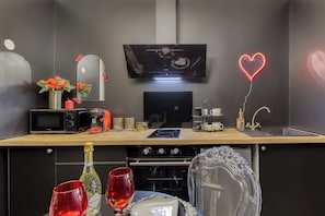Microwave, oven, stovetop