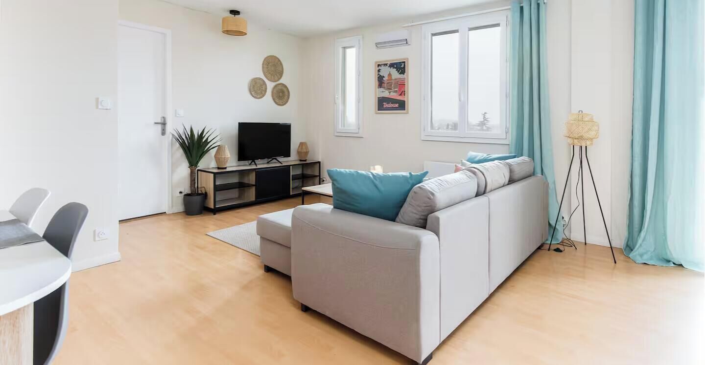 Télévision, livres, écrans d'ordinateur