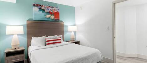 3 chambres, fer et planche à repasser, accès au Wi-Fi (inclus)