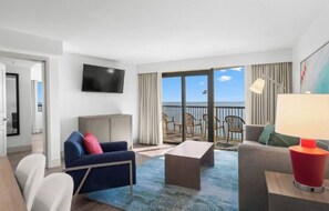 TV, video games, foosball, table tennis - Myrtle Beach Oceanview | Pools, Lazy River, Spa + Walk to Family Kingdom & Pier (Myrtle Beach)