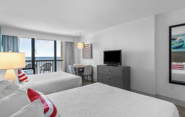 Tabla de planchar con plancha, wifi gratis, ropa de cama