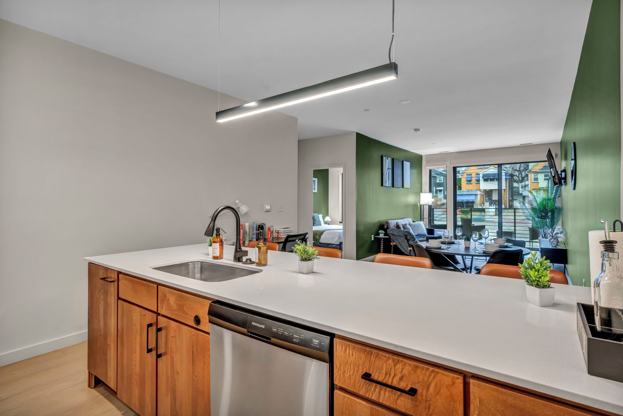 Apartamento ejecutivo, 1 cama de matrimonio grande con sofá cama, no fumadores, cocina | Cocina privada | Frigorífico grande, microondas, horno y lavavajillas