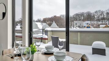 Luxury Apartment, 2 Bedrooms, Non Smoking, 2 Bathrooms | Terrace/patio