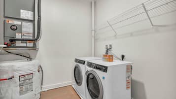 Appartement Luxe, 2 chambres, non-fumeur | Blanchisserie