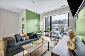 Deluxe Apartment, 1 Bedroom, Non Smoking | Living area - ROVE LIVING/KB - Baricelli (Cleveland)