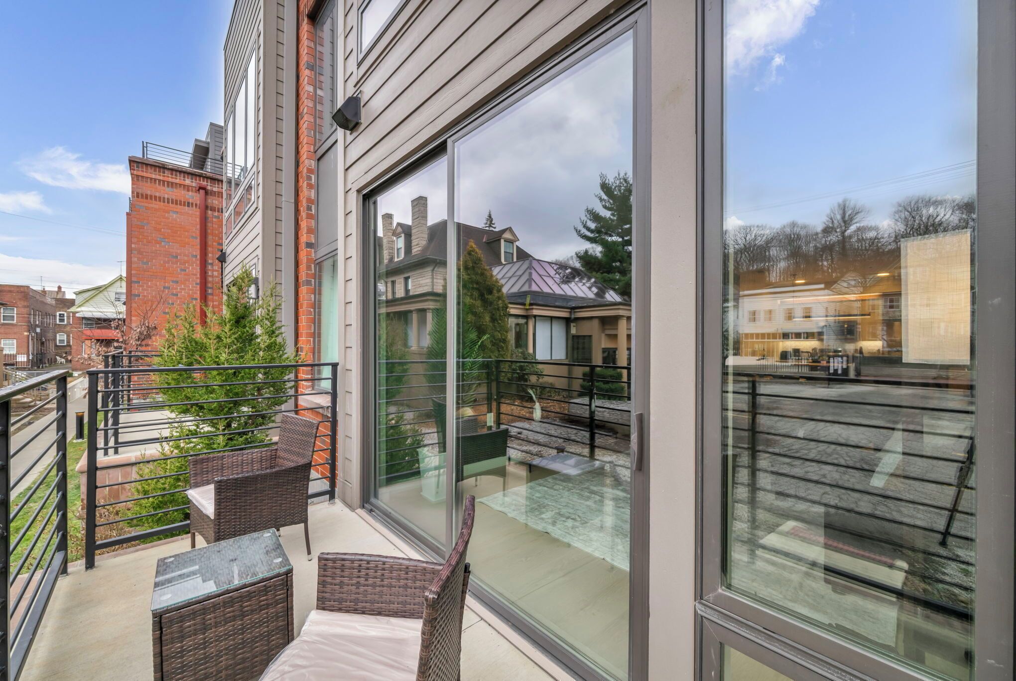 Executive Apartment, 1 King Bed with Sofa bed, Non Smoking, Kitchen | Terrace/patio