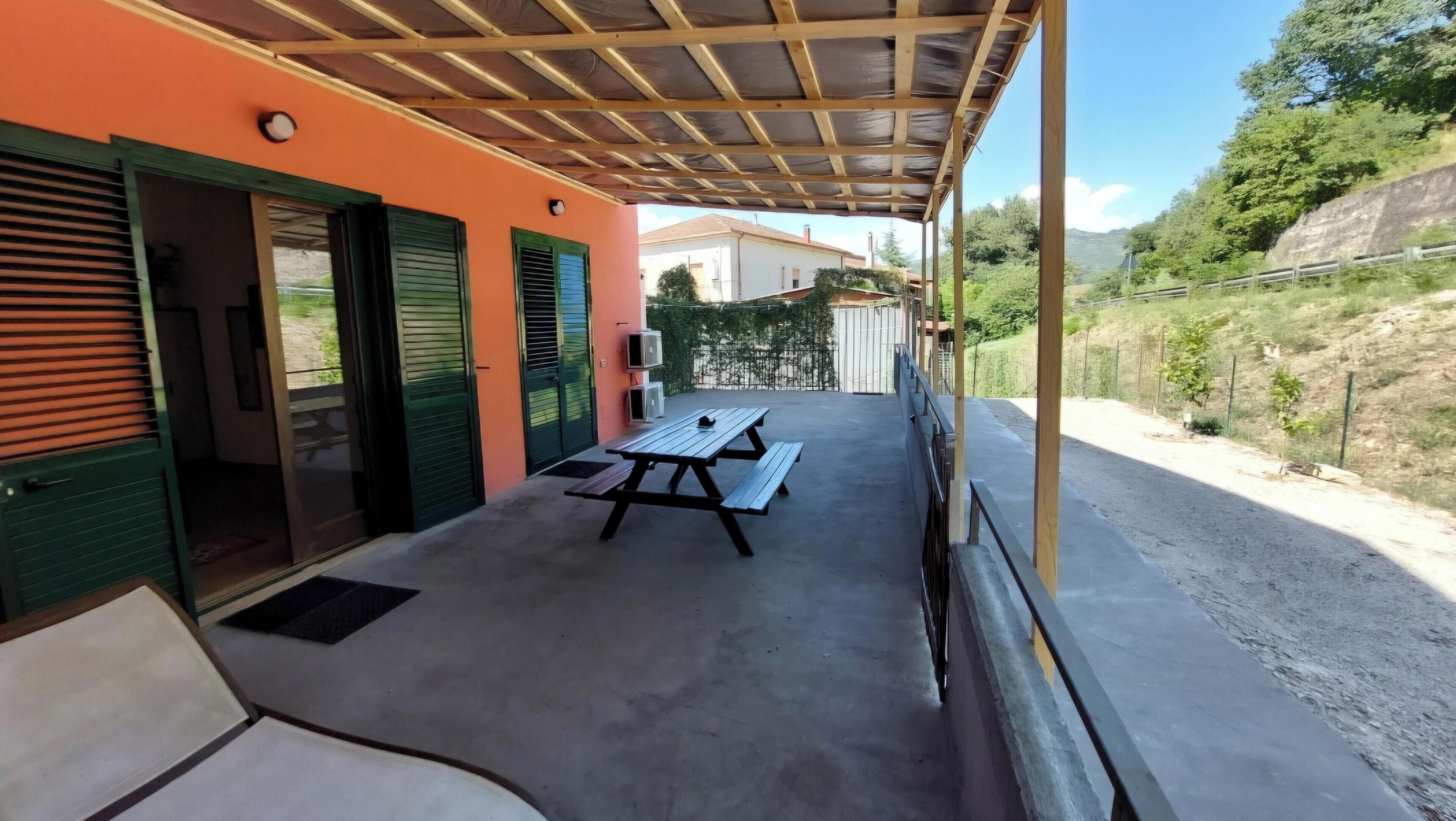 屋外ダイニングエリア