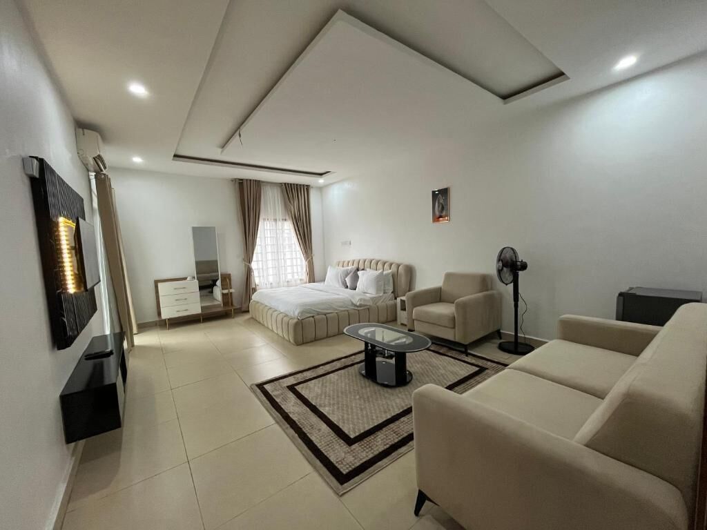 Classic Room, Balcony, City View | Desk, laptop workspace, soundproofing, free WiFi