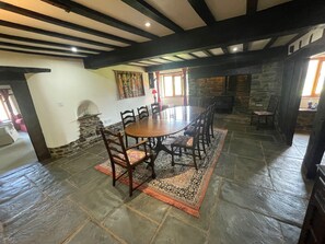 Dining - 16th Century Devon Longhouse, Stunning Views (Winkleigh)
