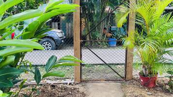 Enceinte de lâhĂ©bergement