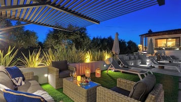 Front of property - evening/night