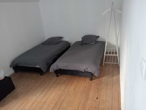 3 chambres, accès à Internet