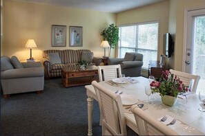 Interior - Thanksgiving in Hilton Head (Hilton Head Island)