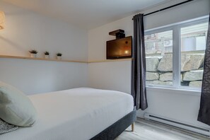 Schreibtisch, kostenloses WLAN, Bettwäsche