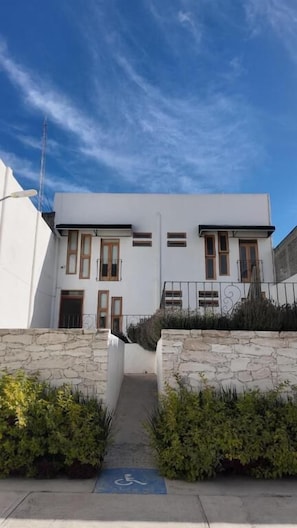 Exterior - HOTEL CHURUMUCO (San José Iturbide)