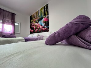 2 makuuhuonetta, silitysrauta/-lauta, internet, vuodevaatteet