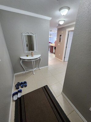 Interior - 2-bedroom condo in peaceful Madeira Beach with AC. (Madeira beach)