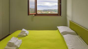 Fer et planche Ă repasser, Wi-Fi, draps fournis