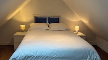 1 habitación y ropa de cama