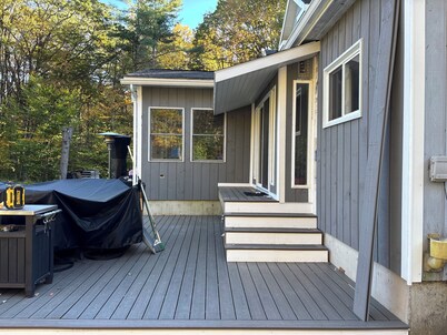 4-bedroom private country house with pool 8 miles from All-Star village