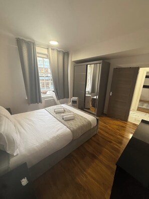 1 bedroom, iron/ironing board, free WiFi, bed sheets - 1 bedroom apartment near Marble Arch (London)
