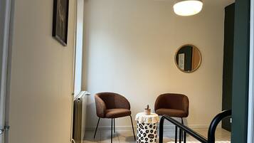 Iron/ironing board, free WiFi