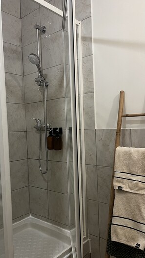 Comfort Suite, Ensuite, Garden View | Bathroom - LA ESTANCIA (Montsauche-les-Settons)