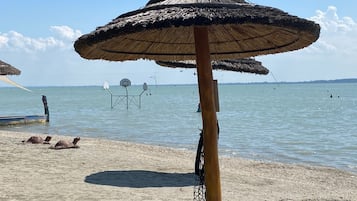Chaises longues