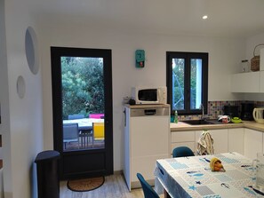 Private kitchen - New house Oléron 10 min from the beach (Le Grand-Village-Plage)