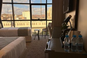 Standard-Doppelzimmer, Stadtblick | Schreibtisch, kostenloses WLAN