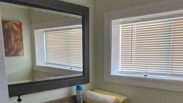 Handtücher, Seife, Toilettenpapier