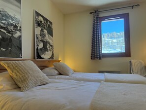 3 soverom, strykejern/-brett, reiseseng for barn og wi-fi (inkludert)