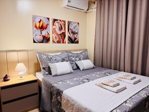 2 chambres, fer et planche à repasser, Wi-Fi, draps fournis