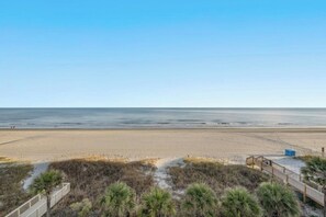 On the beach - Oceanfront 3BR In Shore Drive- Pelicans Landing 402 (Myrtle Beach)