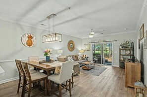 TV - Barefoot Willowbend 113- 2 Bedrooms- Pool (North Myrtle Beach)