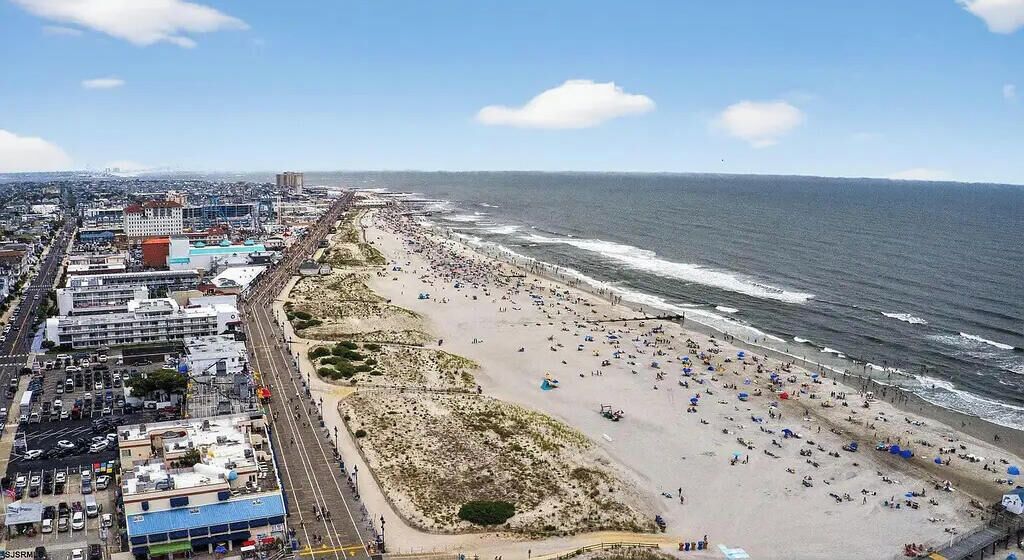 Liegestühle, Strandtücher