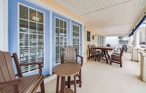 Outdoor dining - 3BR North End Beach Block Condo w/ Porch & Garage (Ocean City)