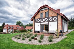 Exterior - Dom Dziadka Klemensa-blisko jeziora i lasu (Sępólno Krajeńskie)