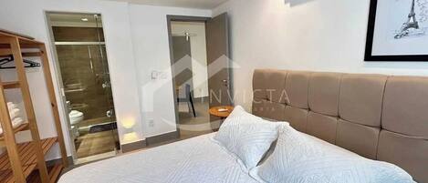 Comfort Apartment, City View | Living area