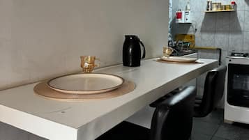 Comfort Apartment, City View | Private kitchen