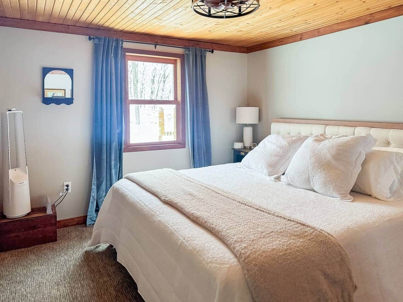 2 bedrooms, desk, iron/ironing board, free WiFi