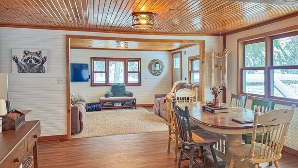 Unclassified image, 1 of 33, button - Ultimate Hayward Trailhead Cabin (Hayward)