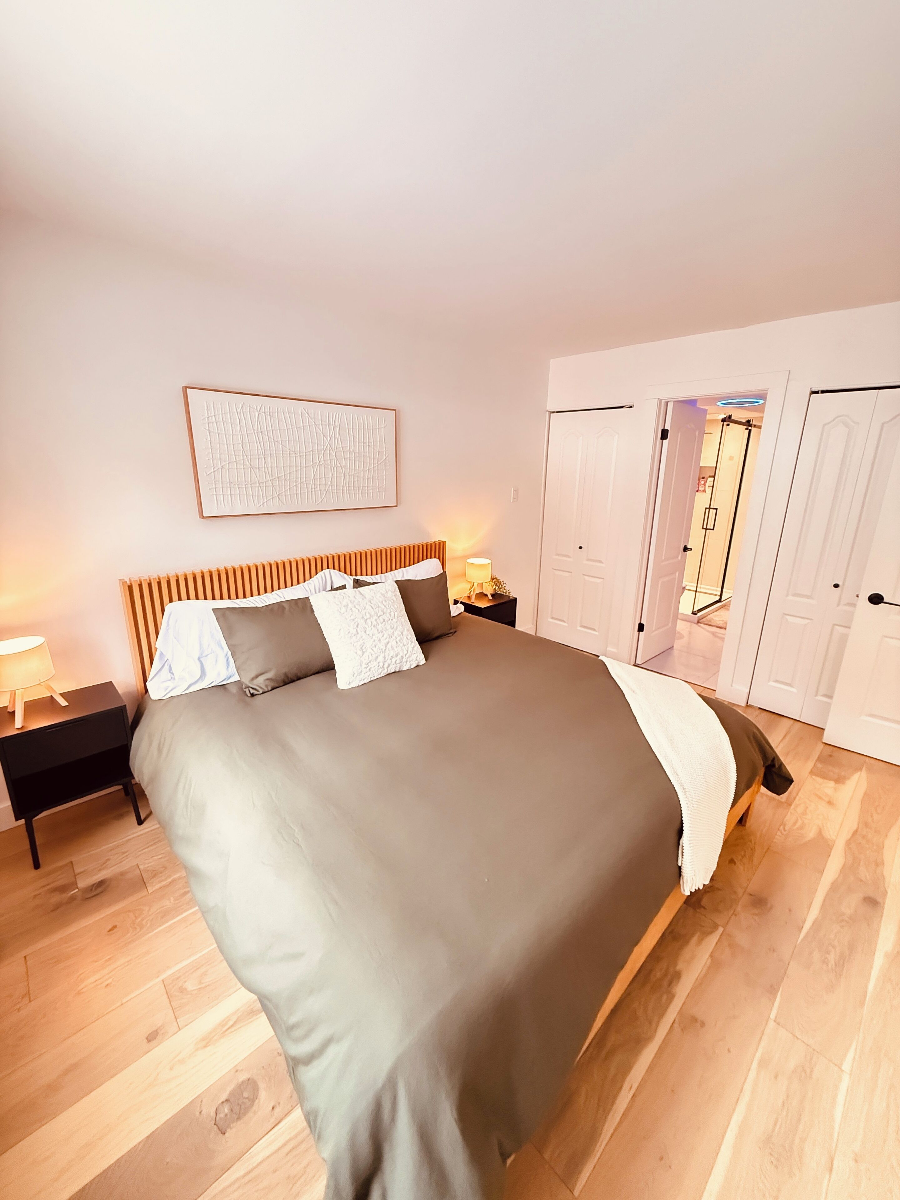 2 chambres, bureau, lit de bébé portatif, accès au Wi-Fi (inclus)