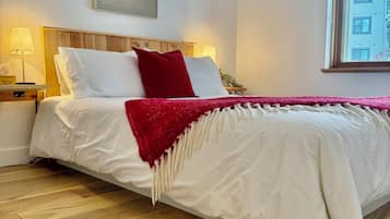 2 chambres, bureau, lit parapluie, Wi-Fi gratuit